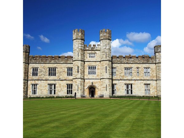 Leeds Castle, Canterbury, Dover & Greenwich Boat ride