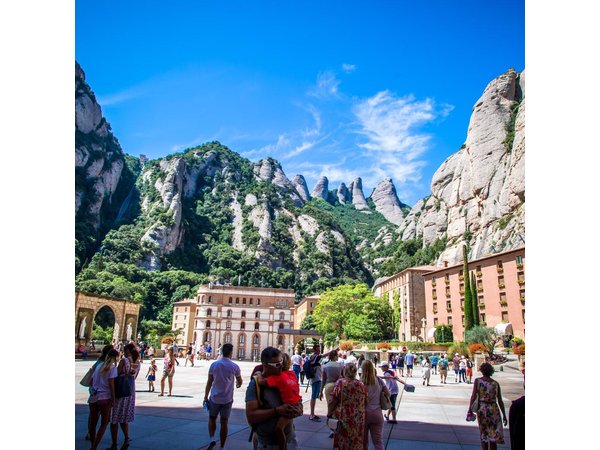 Private Montserrat with Wine Tasting Full Day Trip from Barcelona