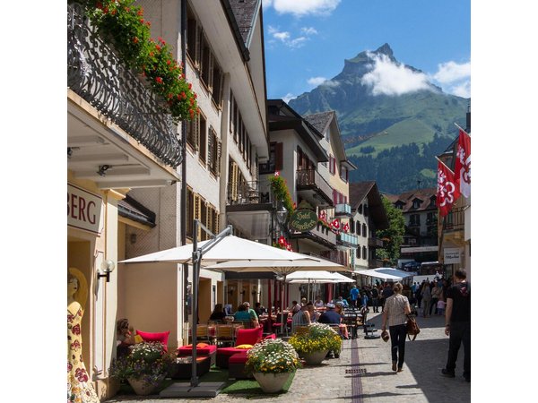Engelberg Day Tour from Zurich with Lucerne Stop
