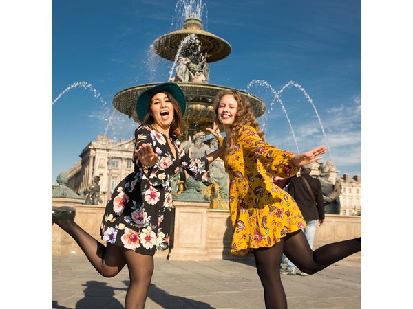 PRIVATE TOUR: Highlights & Hidden Gems of Paris With Locals