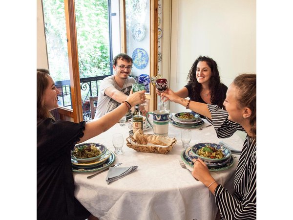 Dining experience at a local's home in Brindisi with show cooking
