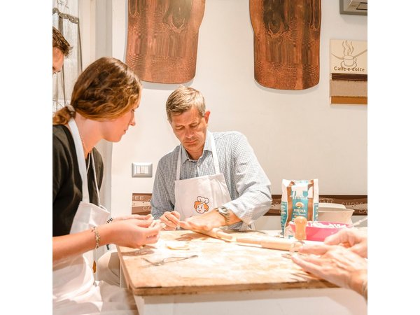 Share your Pasta Love: Small group Pasta and Tiramisu class in Pescara