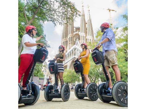 Barcelona: Citizen Segway Tour