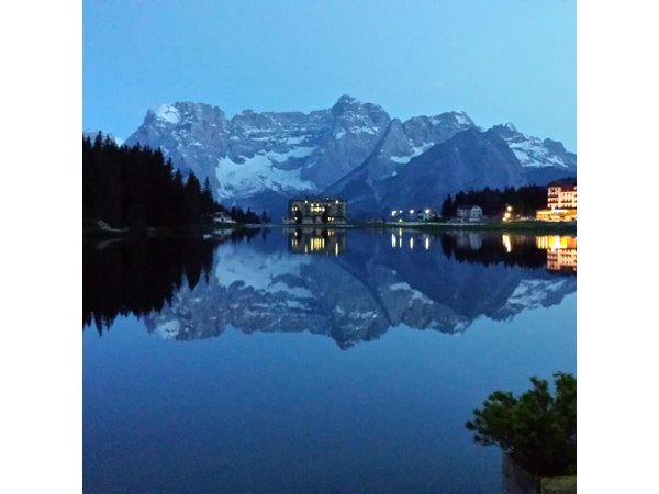 Lakes of the Dolomites: Misurina, Braies, 3 Peaks & Cortina starting from Venice
