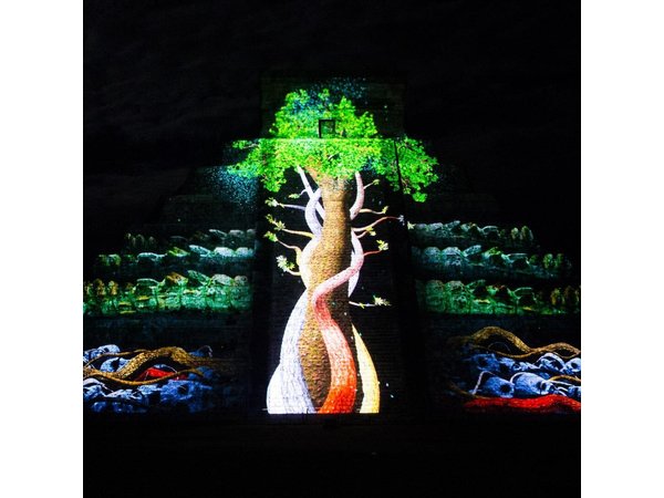 Oncelife experience of CHICHEN ITZA NIGHT SHOW. Cenote and Valladolid included.