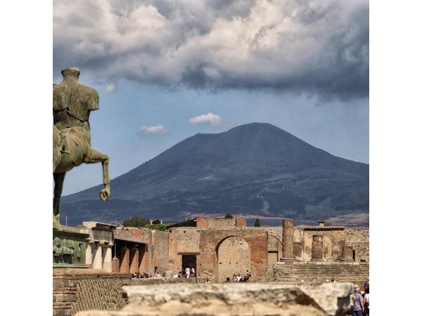 Discover Pompeii: Amazing Day Trip from Rome by High-Speed Train