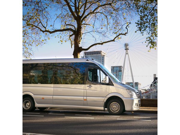 Private Minibus Arrival: Stansted to Central London