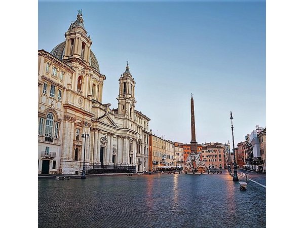 Rome at Sunrise Walking Tour: Pantheon Trevi Fountain & Breakfast