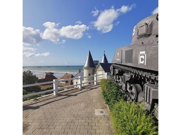 Normandy Landing Beaches Private Day Tour from Paris