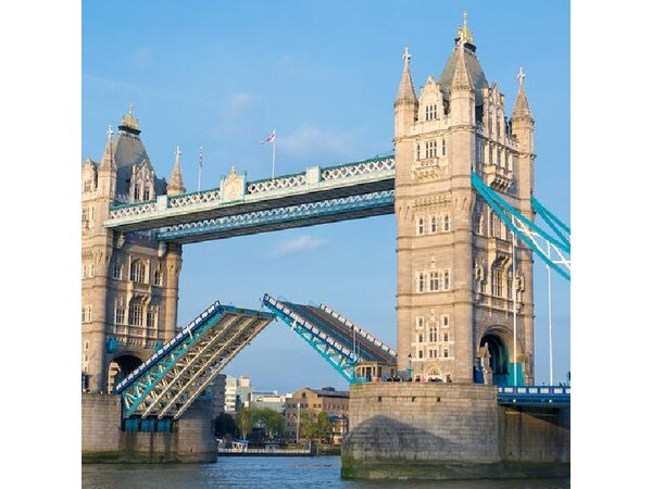 BIG LONDON Exclusive rickshaw/pedicab Tour