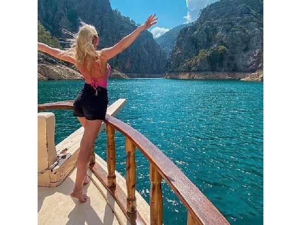 Alanya Green Canyon Boat Trip With Lunch & Unlimited Soft Drinks