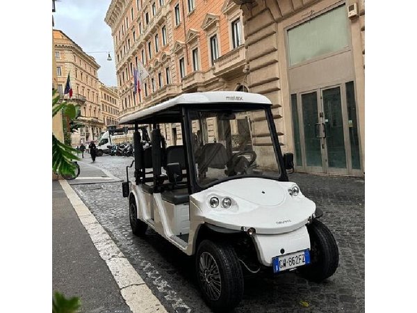 Rome Golf Cart Tour of Must See Landmarks
