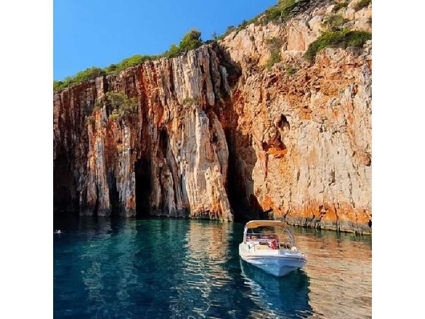 3 islands Tour from Split and Brac