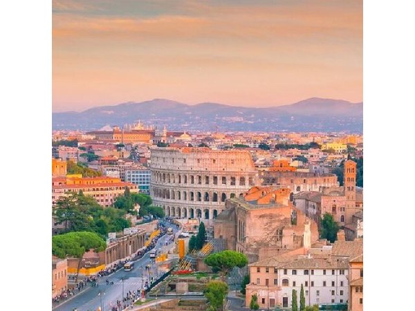 Rome at Sunset: Colosseum & Trevi Fountain Group Tour
