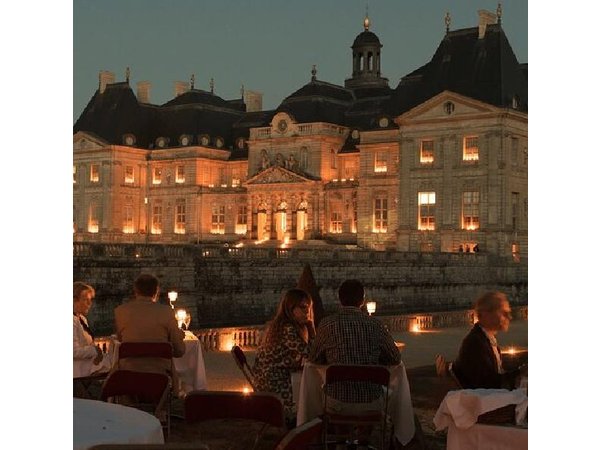 Private Vaux-le-Vicomte Candlelight Half-Day Escape from Paris