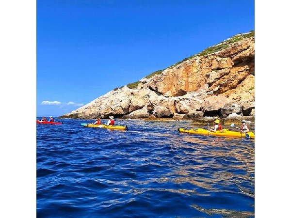 Athens Riviera: Sea Kayak and Snorkeling Adventure with Picnic