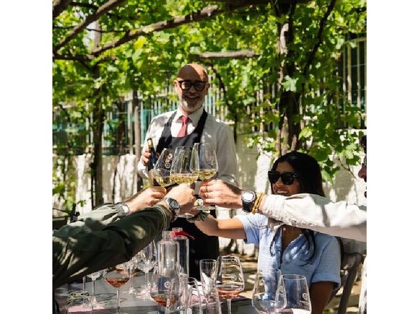 Rome to Pompeii Guided Tour with Wine & Lunch by High Speed Train