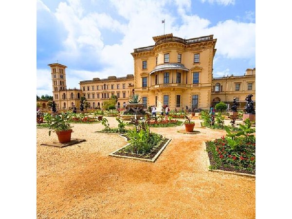 London: Isle of Wight Day Trip with Osborne House Entry Ticket