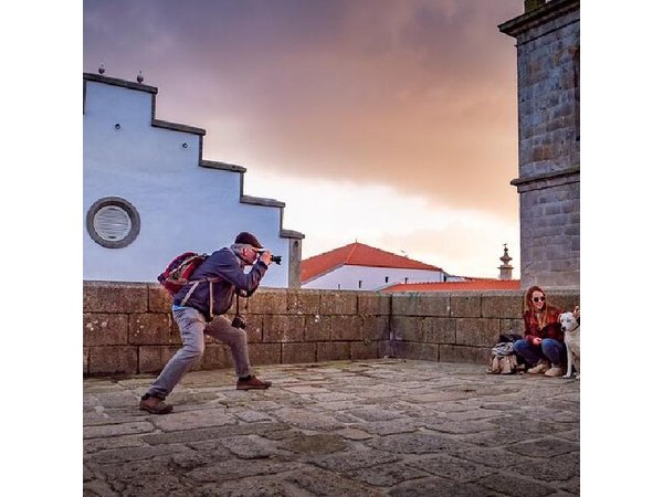 Porto 1/2 Day Walking Photo Tour & Portraits