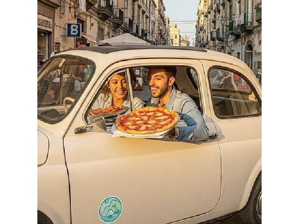 Private Tour: Naples Food Tasting Tour by Vintage Fiat 500/600