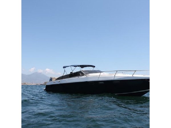 Naples Boat Tour Along the Posillipo Coast (2 Hours)