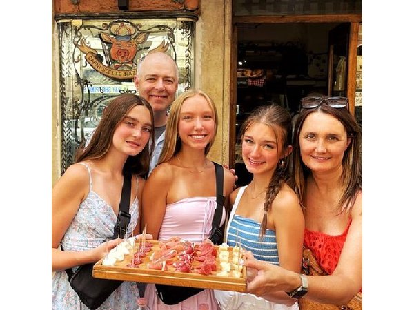Rome for Foodies: Private Golf Cart Tasting Experience