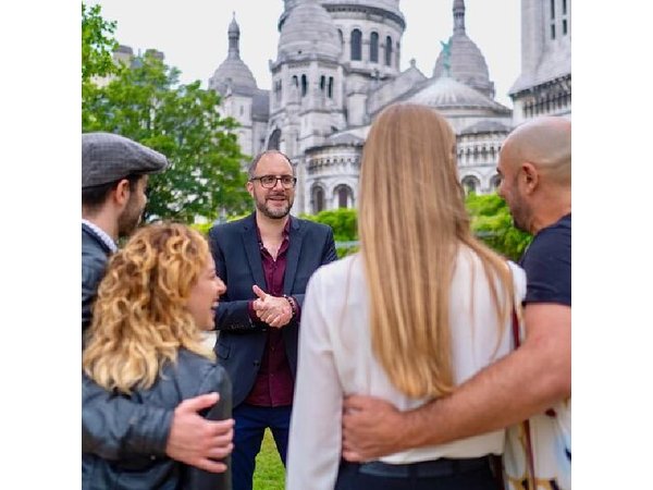 Paris Montmartre Free Walking Tour in English