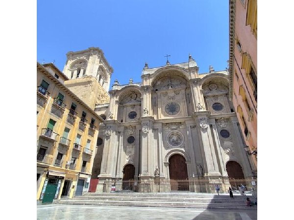 Granada City Center and Albaicin Private Tour