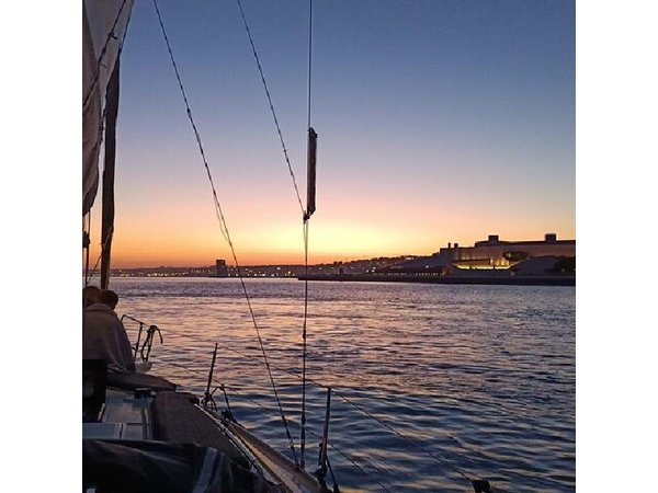 Private Sunset Sailboat Experience in Lisbon