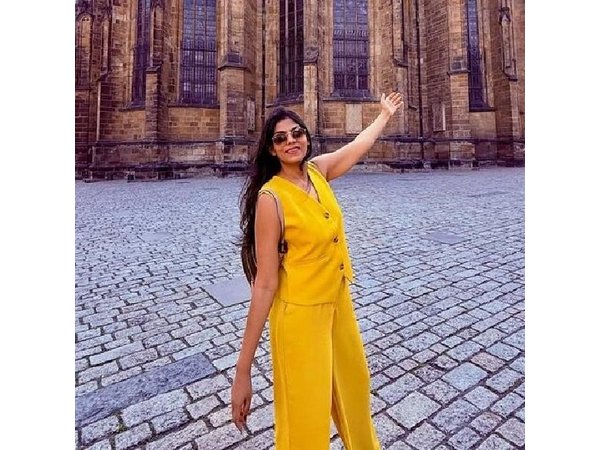 Prague Full-Day Private Tour with Transfers and Guide