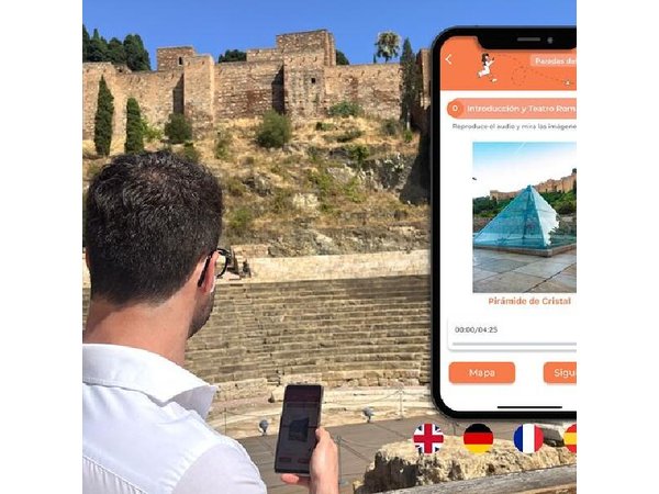 Malaga Essential : Self-Guided Tour created by local Official Guide