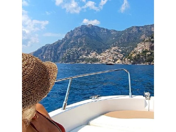 Amalfi Coast Private Boat Day Trip from Rome