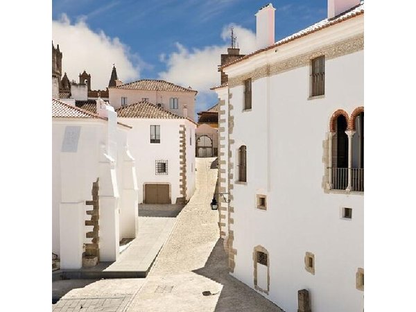 Evora from Lisbon Private Tour with All its Highlights