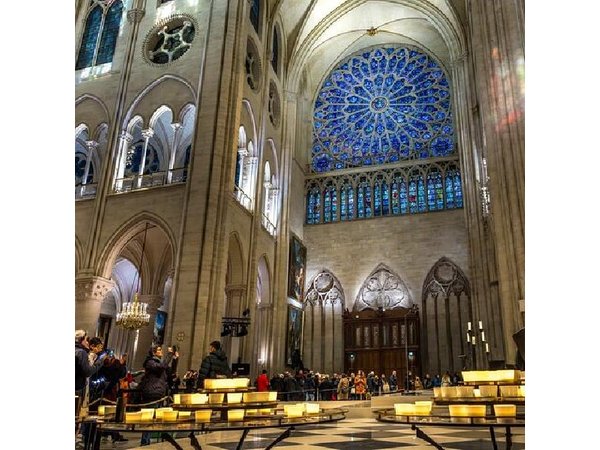 Paris Notre Dame Cathedral and Sainte Chapelle Semi Private Tour