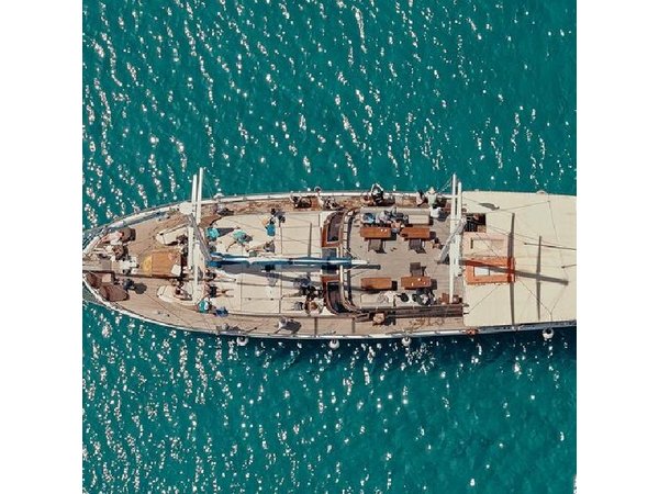 Athens cruise: Agistri, Moni, Aegina with lunch & drinks included