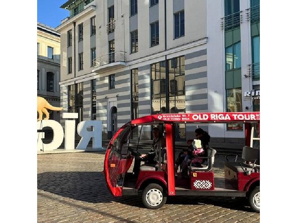 Old Riga E-Bus Tour with Audio Guide, 45 min
