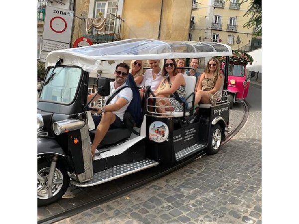 True 4Hour Private Tuk Tuk Tour: Discover Lisbon with a Local!