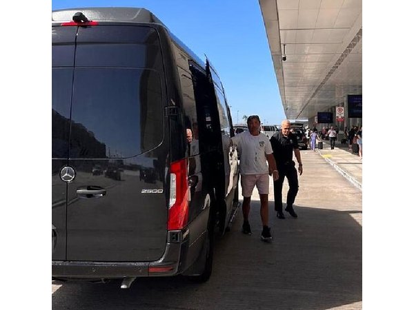 Private Group Transportation to or From Fort Lauderdale Airport