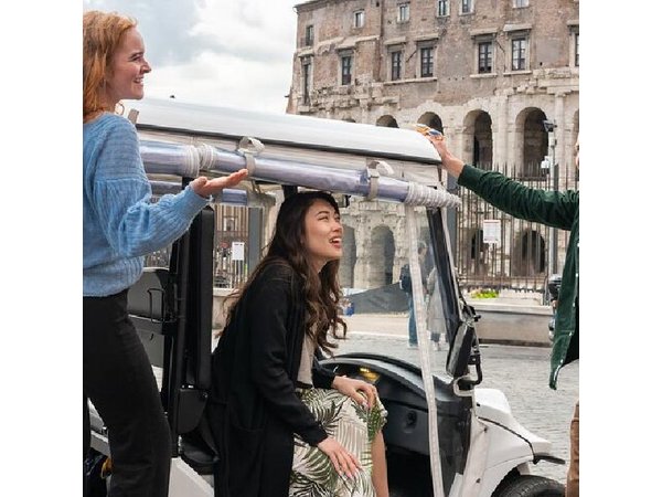 Rome Highlights Tour by Golf Cart