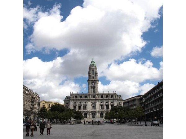 Private tour DE Lisbon to Porto with stops in cities