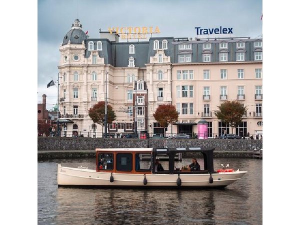 Private Boat Tour of Amsterdam Canals