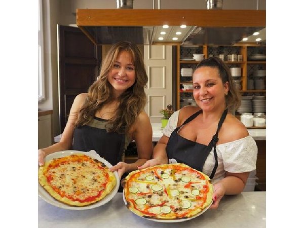 Pizza and Gelato Making Class in the Heart of Rome