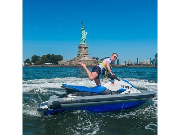 Statue of Liberty and Brooklyn Bridge Jet Ski Tour of New York