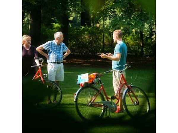 Berlin: Top Secret Bike Tour to Hidden Gems Off the Beaten Path