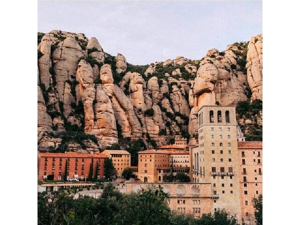 Montserrat Private Tour All-Inclusive from Barcelona Hotel Pickup