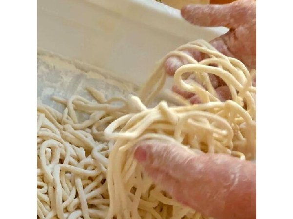 Sorrento: Pasta and Tiramisu Cooking Class with Lunch and Wine