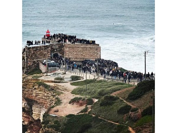 NAZARÉ Big Waves Experience and OBIDOS Private Tour from Porto