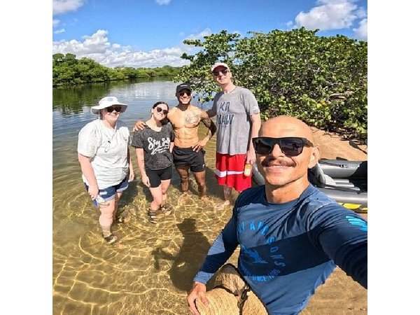 Fort Lauderdale: Kayak/SUP on Mangroves w/ Snacks & Drinks