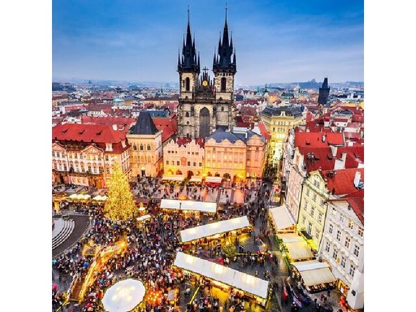 Charles Bridge & Old Town Prague Tour with Audioguide