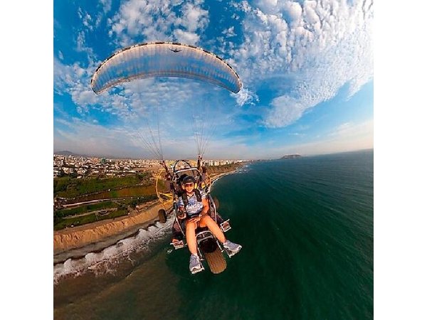 Paragliding flights in Costa Verde, Lima